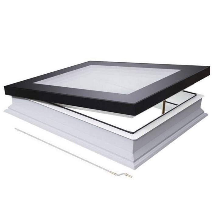 Fakro DMF 100cm x 150cm Manual Flat Roof Window & Kerb Triple Glazed